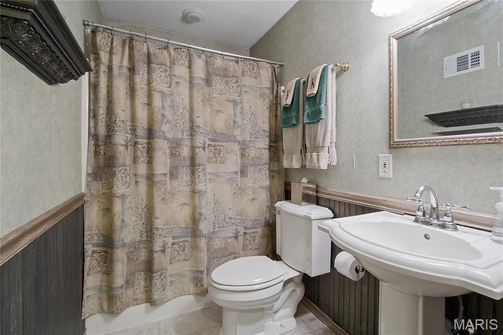 827 Yosemite Drive Property Photo 25
