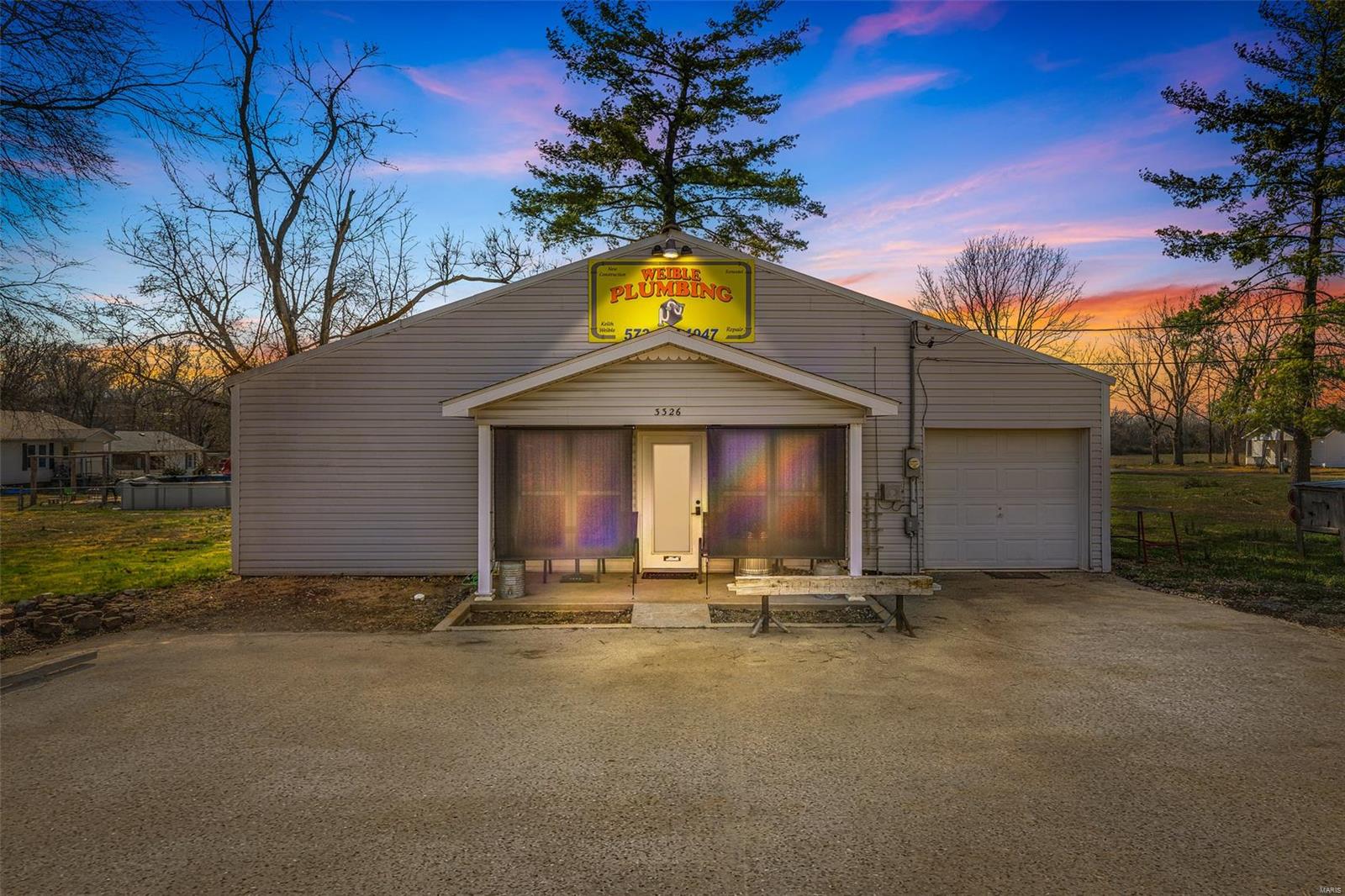 3330 Commonwealth Road Property Photo