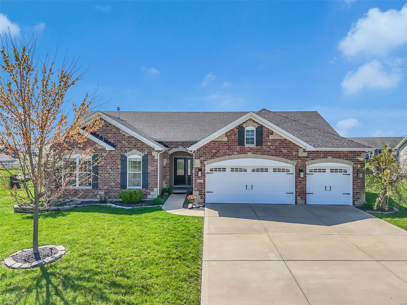 1315 Whispering River Court Property Photo