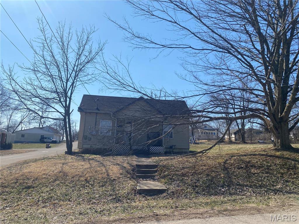 519 Albert Street Property Photo 1