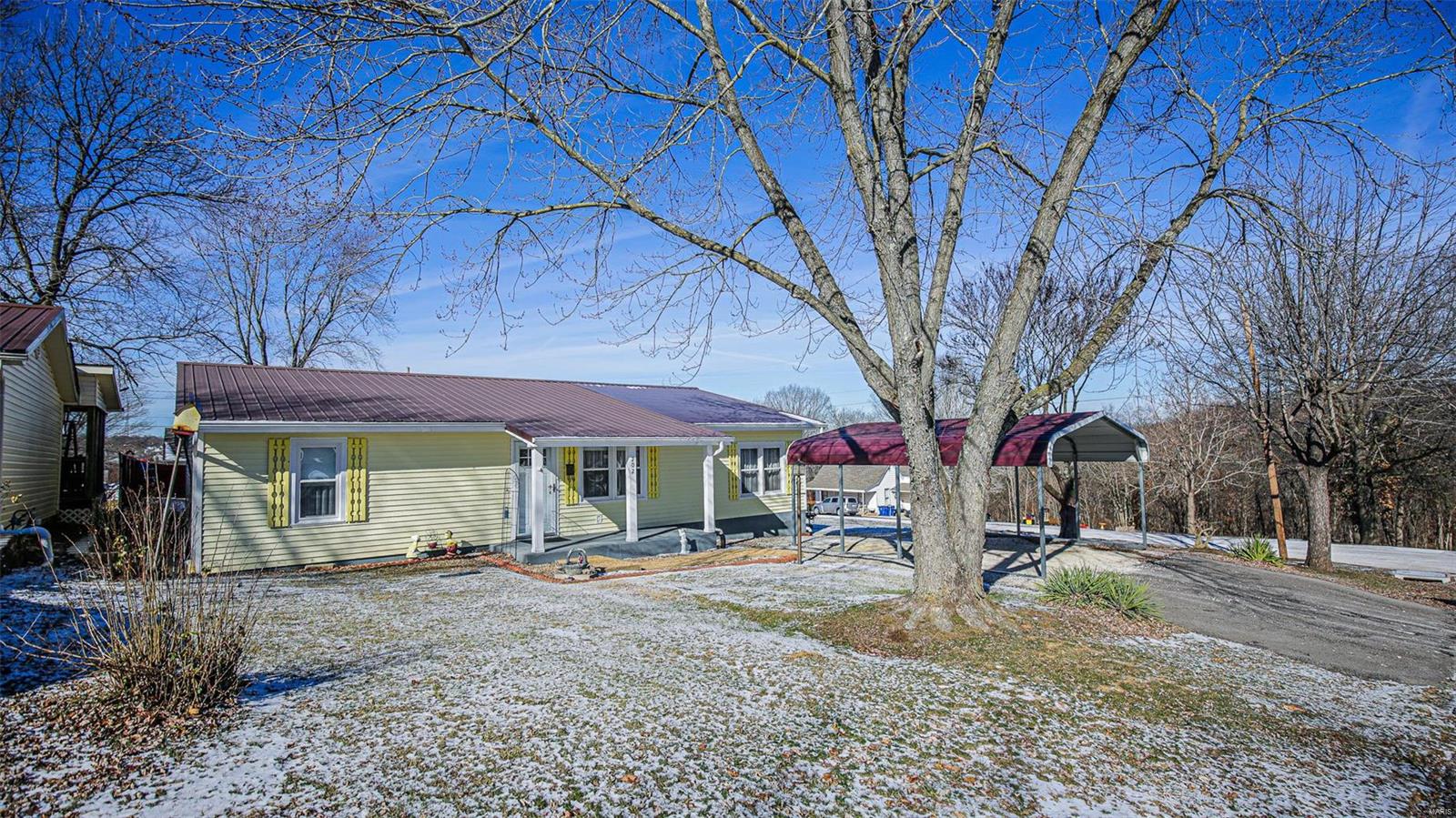 202 Moulton Street Property Photo
