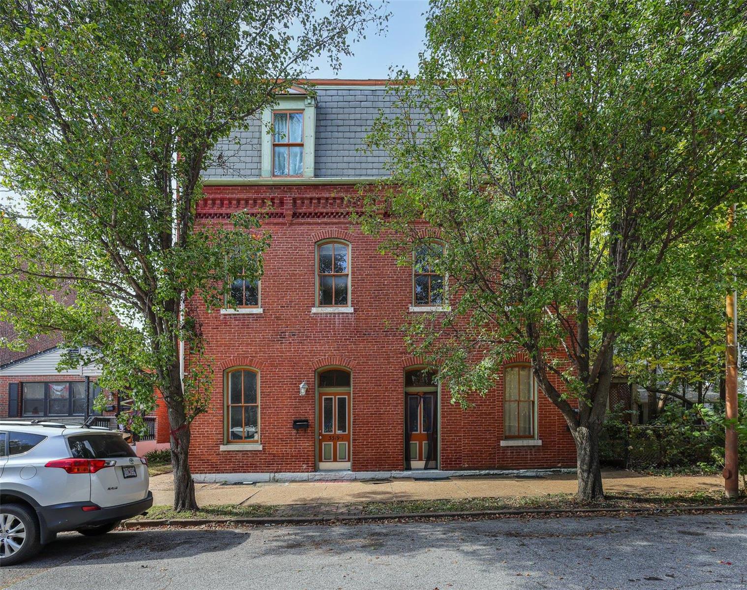 3319 18th Street Condo Real Estate Listings Main Image