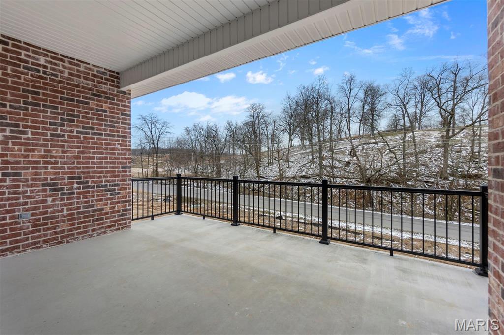 12 Creekside Way Property Photo 18