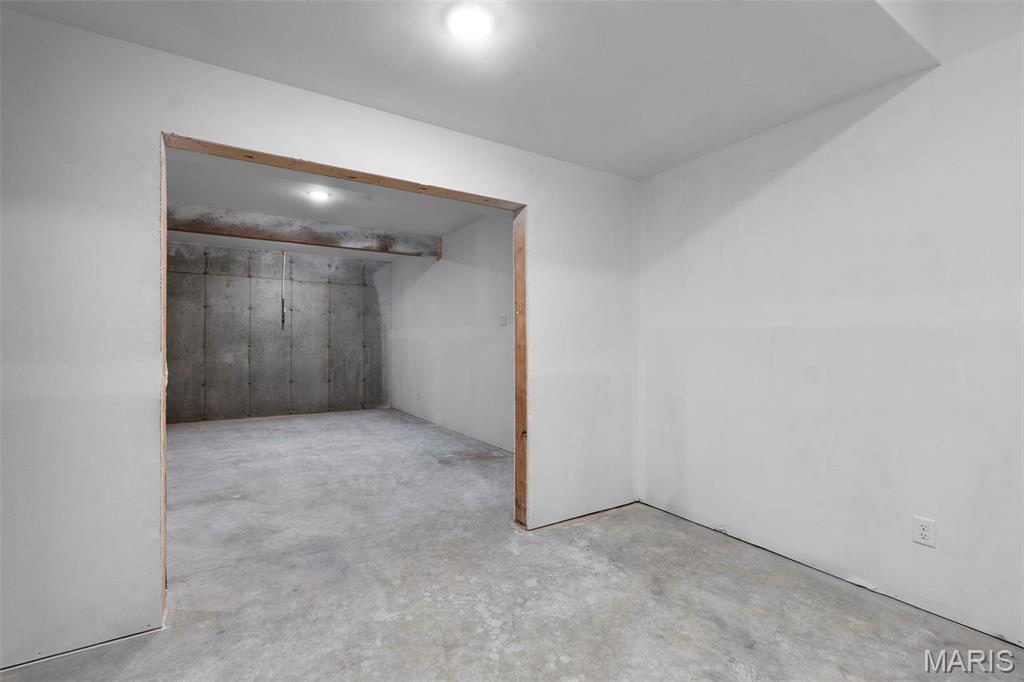 12 Creekside Way Property Photo 22