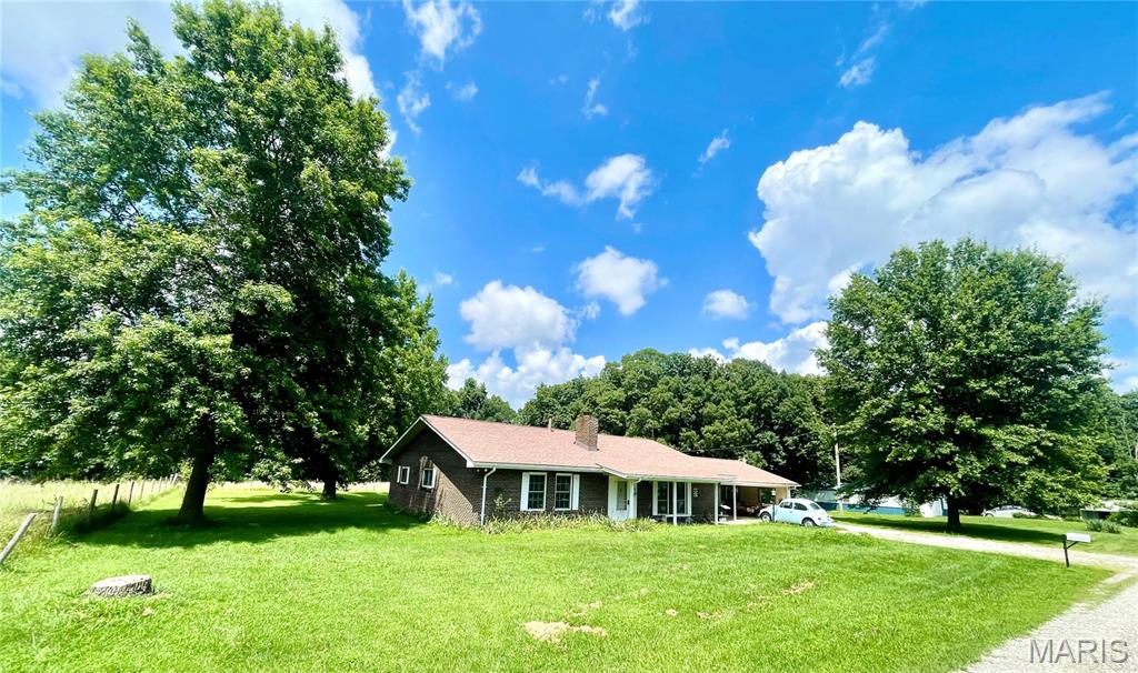 5815 Robin Lane Property Photo 1