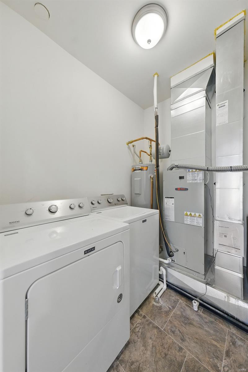 6401 Brookfield Court Drive 207 Property Photo 13