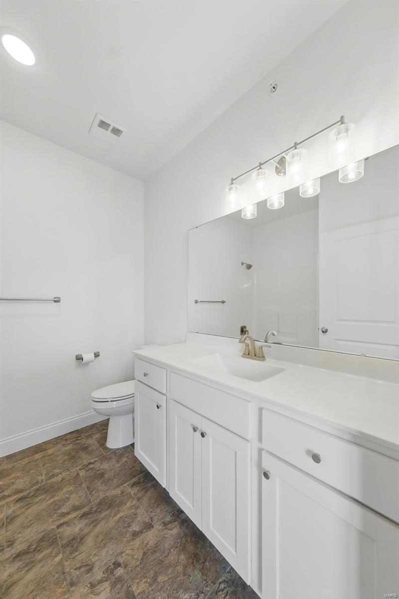 6401 Brookfield Court Drive 207 Property Photo 18
