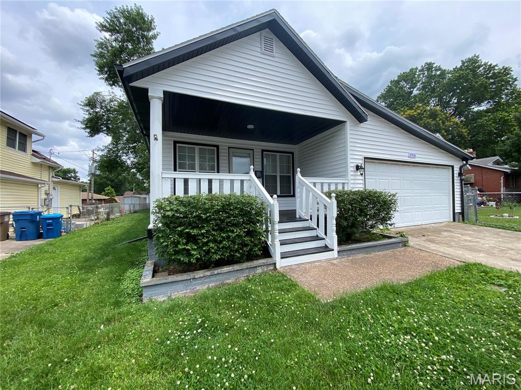 2938 Oregon Avenue Property Photo 1