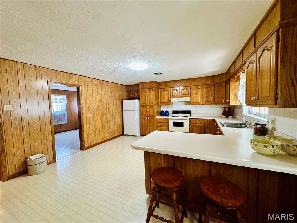 916 Sommerfield Drive Property Photo 7