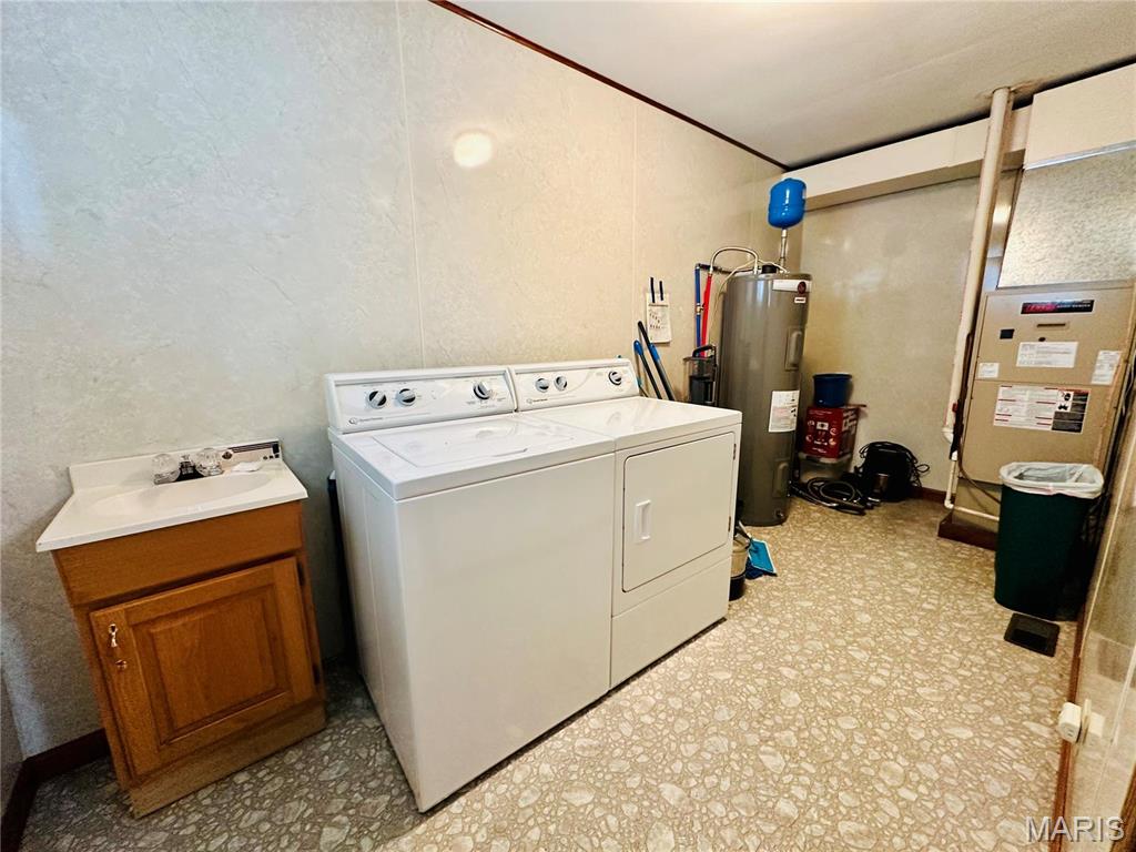 916 Sommerfield Drive Property Photo 10