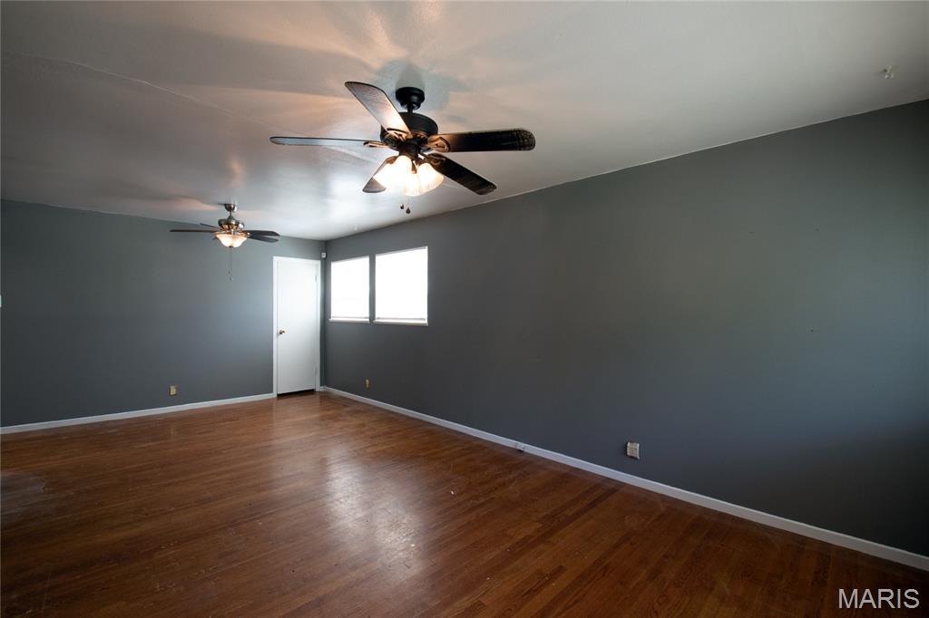 135 Dundee Circle Property Photo 2