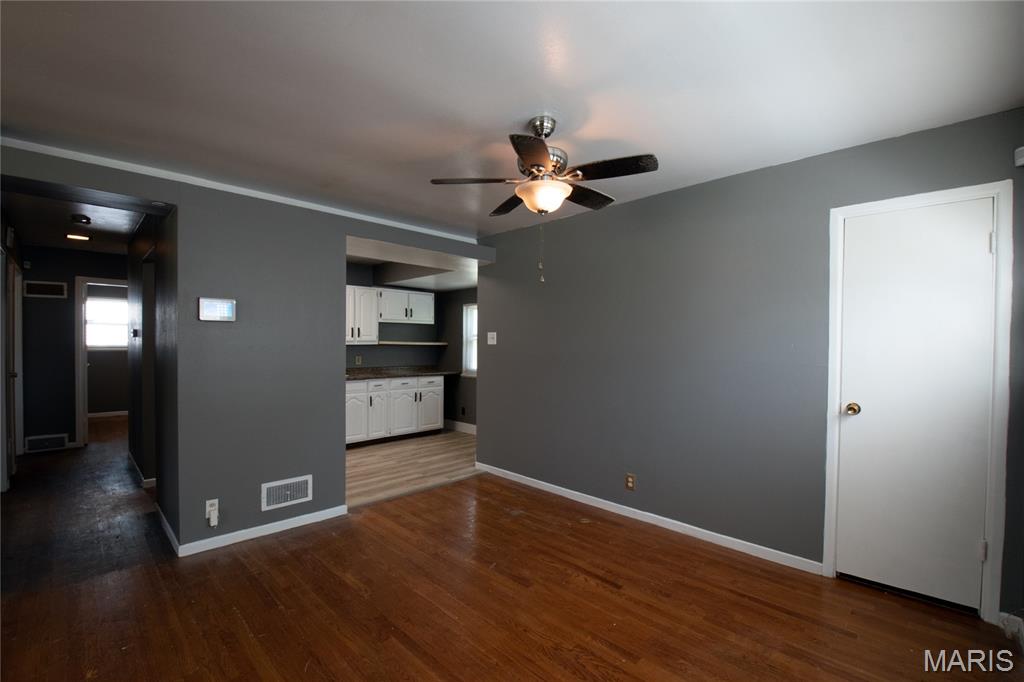 135 Dundee Circle Property Photo 4