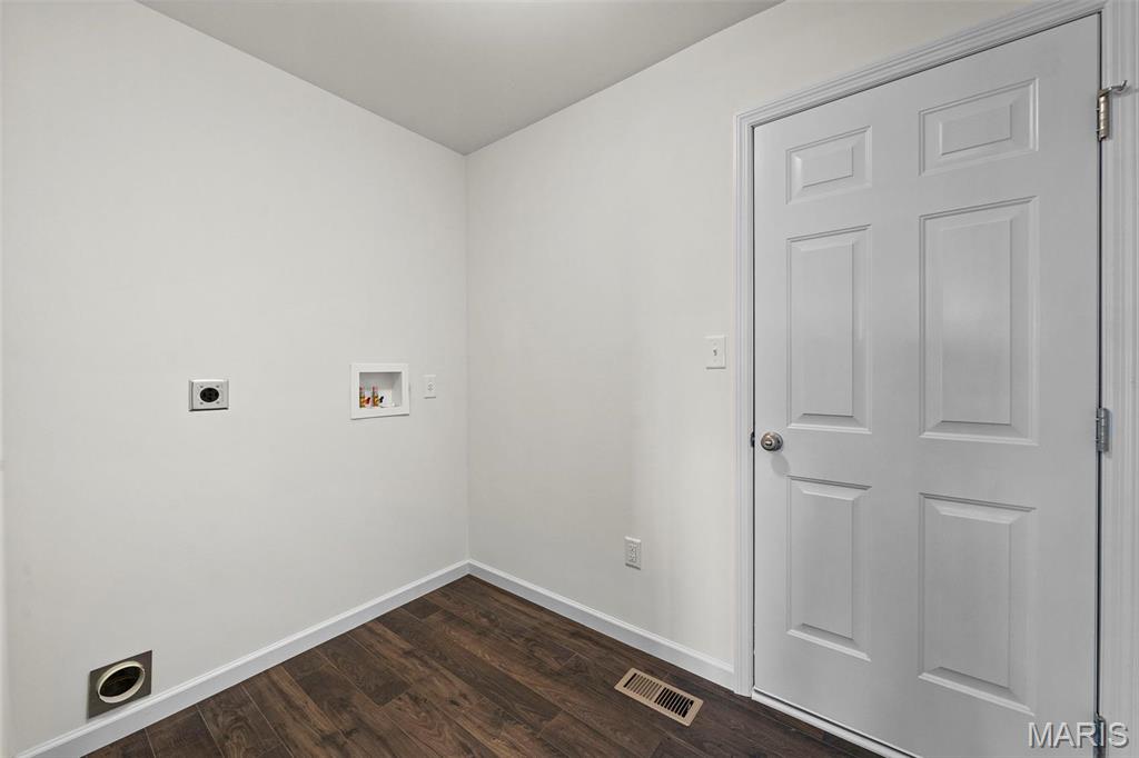 700 Switchgrass Drive Property Photo 6