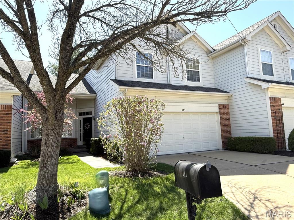 111 Chesterfield Bluffs Drive Property Photo 1