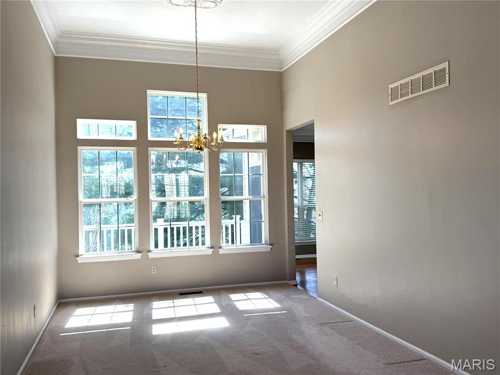 111 Chesterfield Bluffs Drive Property Photo 4