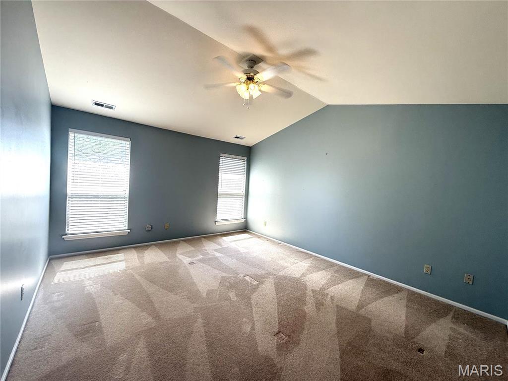 111 Chesterfield Bluffs Drive Property Photo 15