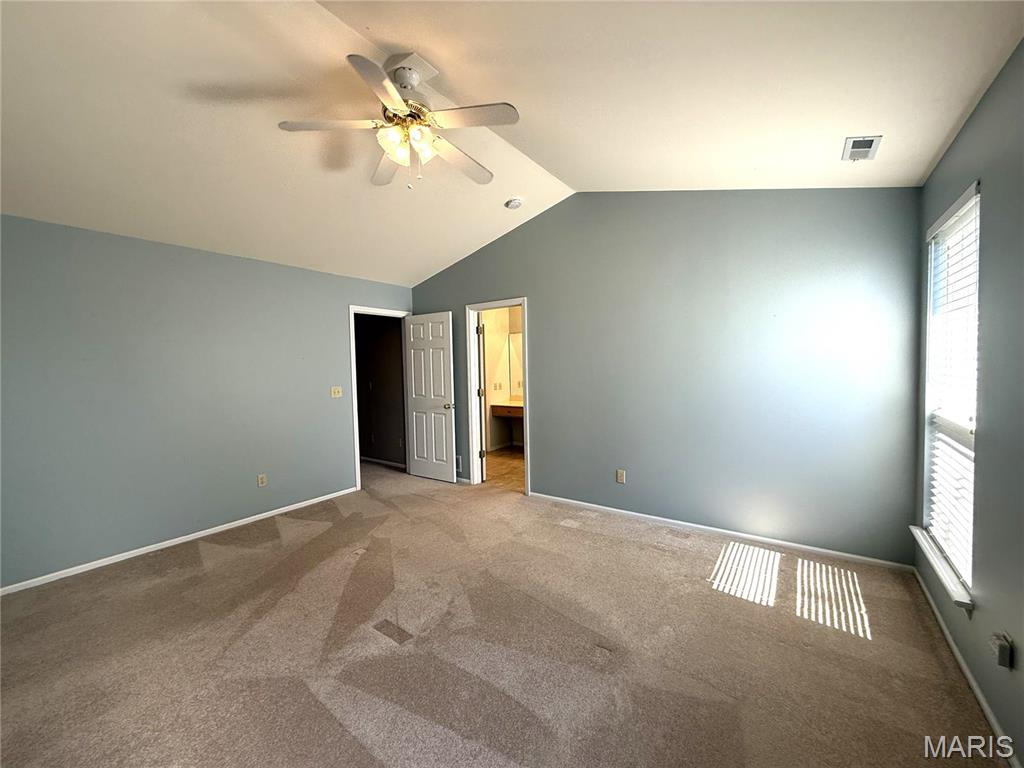 111 Chesterfield Bluffs Drive Property Photo 16