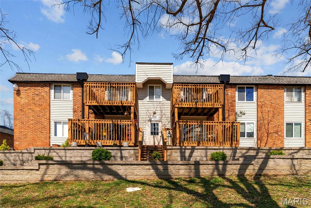 2793 Blackforest Drive B Property Photo 1