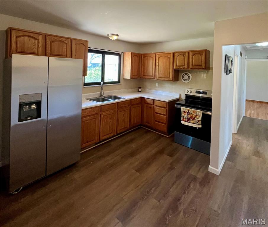 11606 Herefordshire Drive Property Photo 11