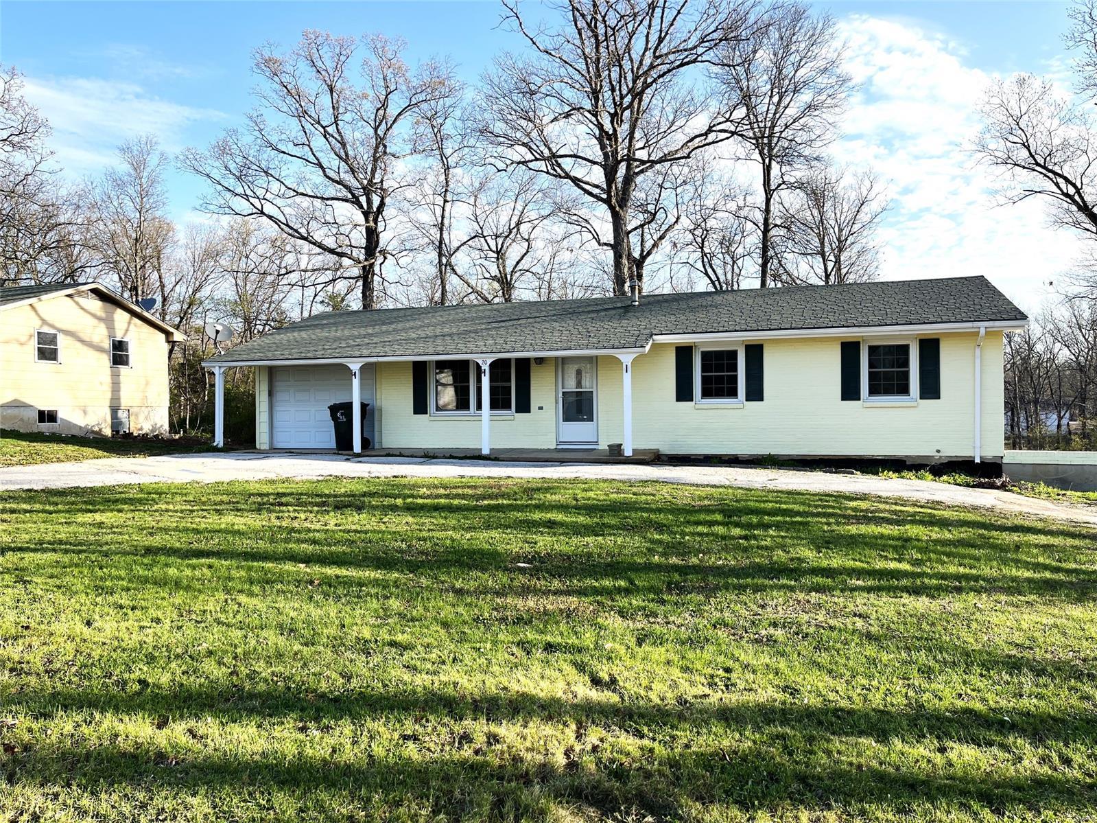 20 Maple Street Property Photo