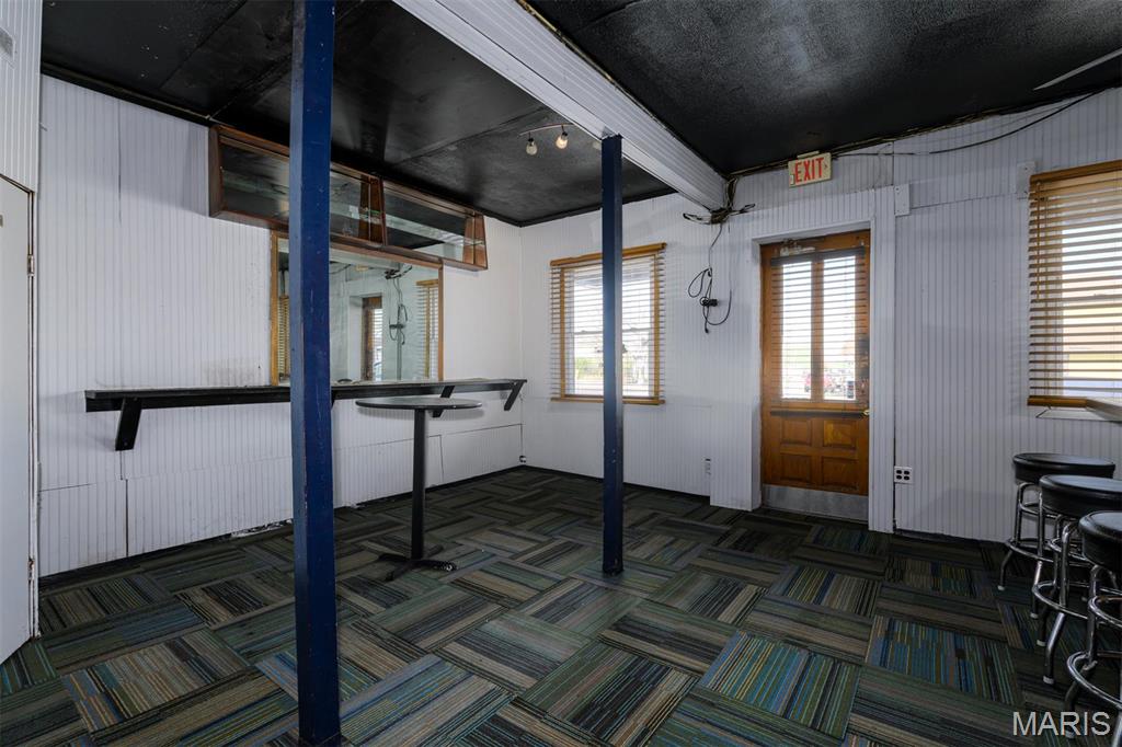7926 S Broadway Property Photo 5
