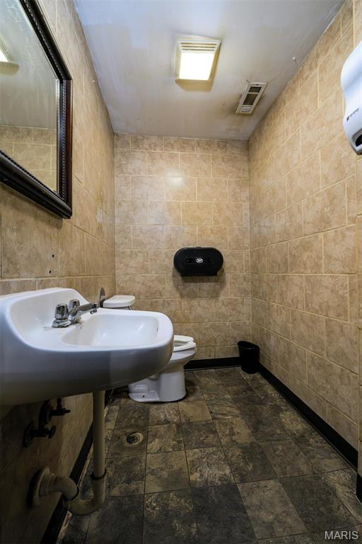 7926 S Broadway Property Photo 11
