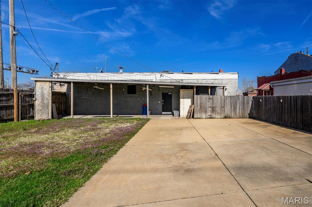 7926 S Broadway Property Photo 23