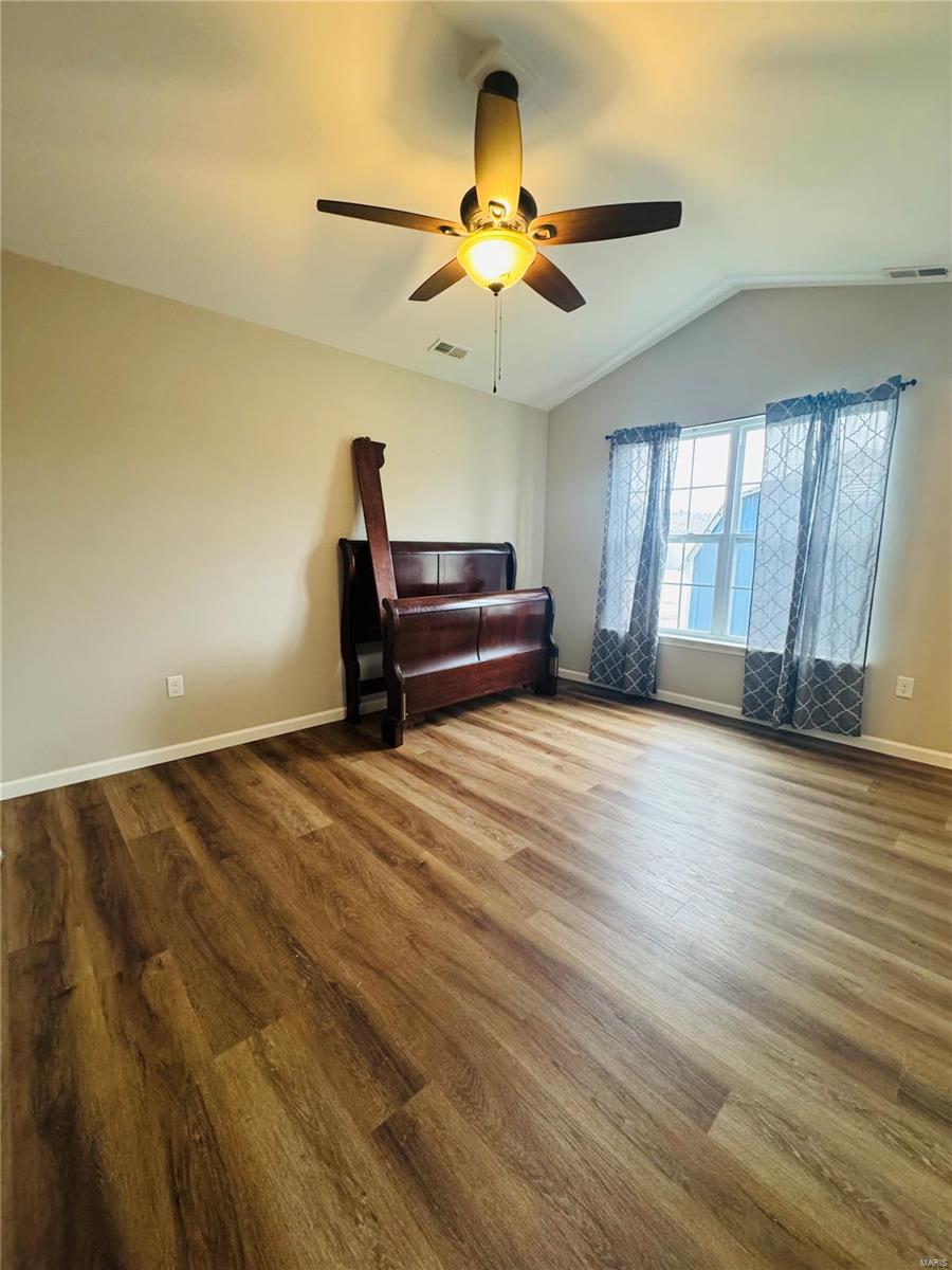 102 S Columbus Street Property Photo 25