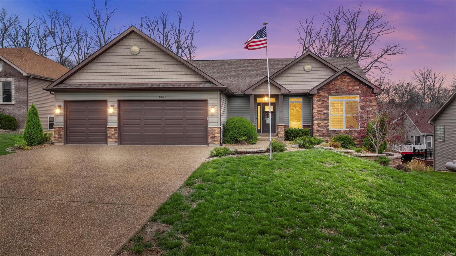 10521 Walnut Lane Property Photo