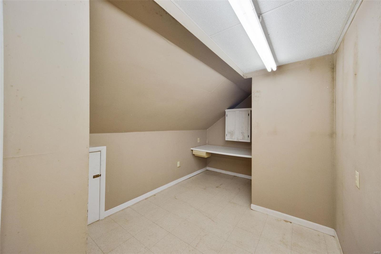 9990 Campfire Drive Property Photo 24