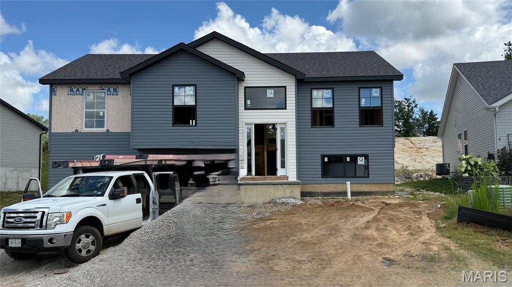 1094 Daltons Way Property Photo 1