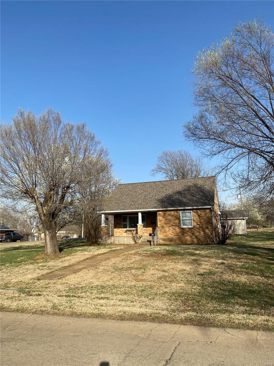 506 N School Street Property Photo