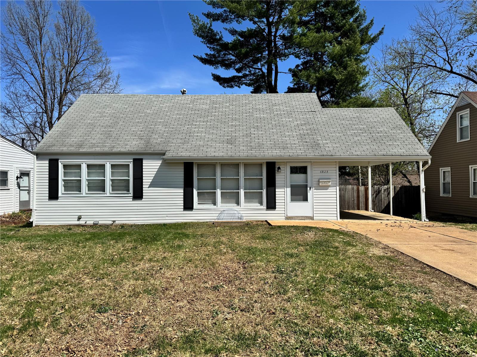 6825 Circleview Drive Property Photo