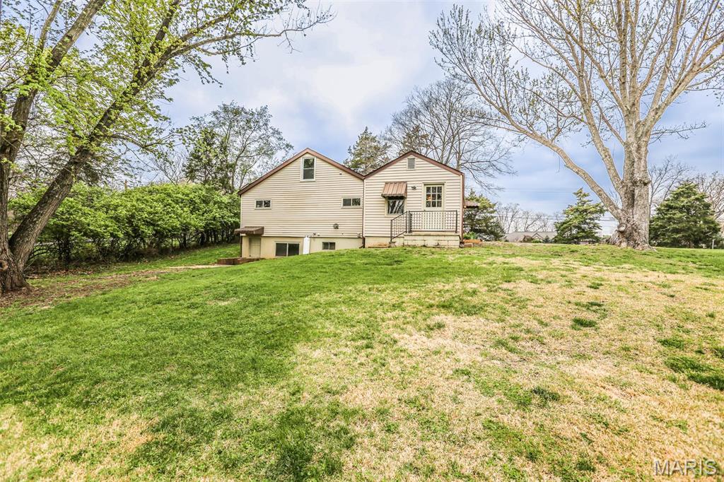 1350 Hillsboro Road Property Photo 7