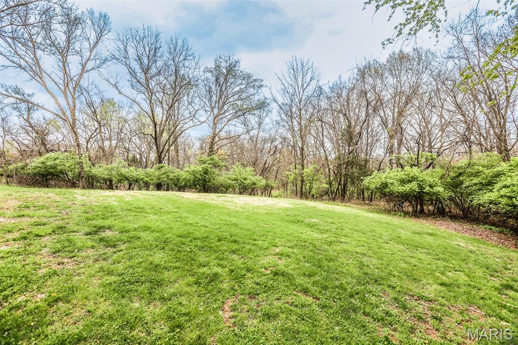1350 Hillsboro Road Property Photo 8