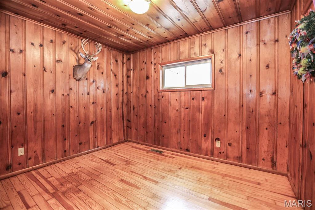 1350 Hillsboro Road Property Photo 19