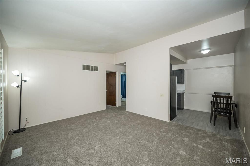 10401 Briarbend Drive 9 Property Photo 9