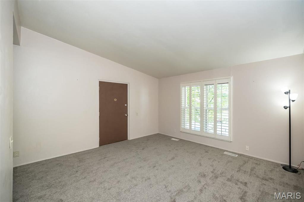 10401 Briarbend Drive 9 Property Photo 10