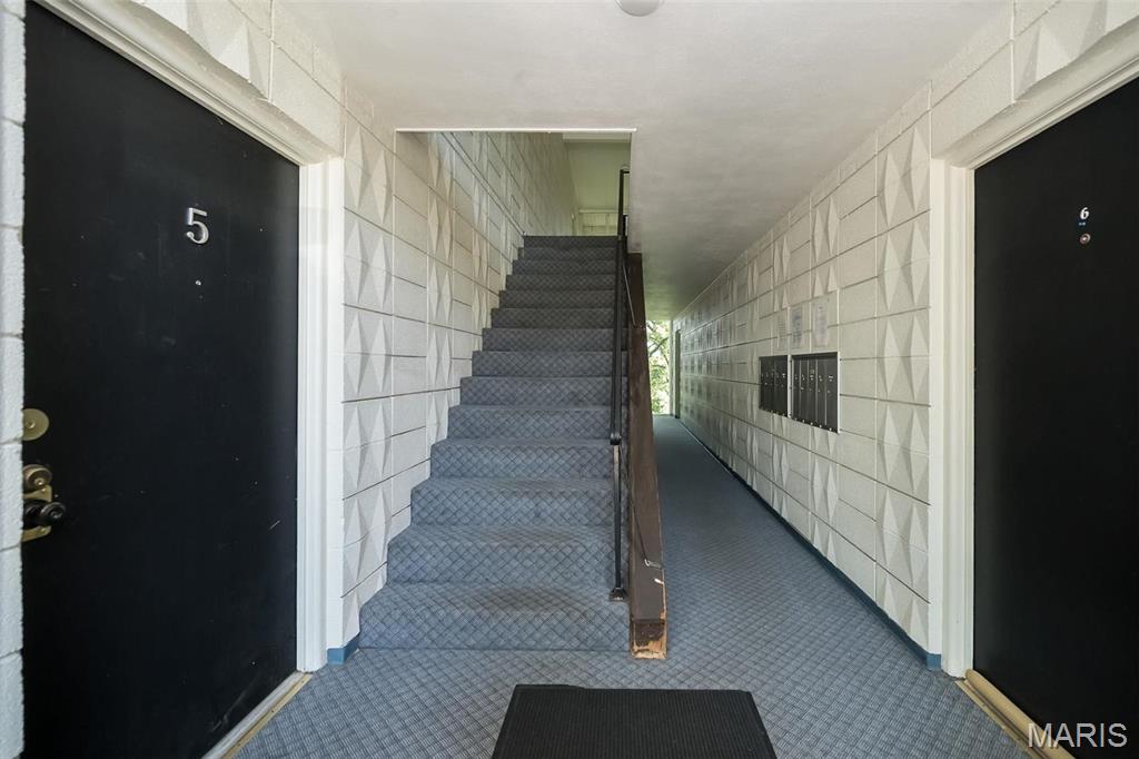 10401 Briarbend Drive 9 Property Photo 18