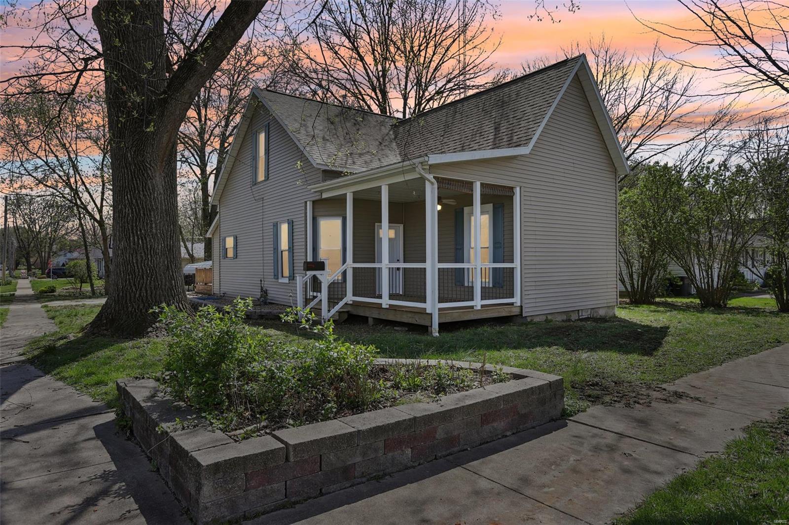 402 E Winter Avenue Property Photo