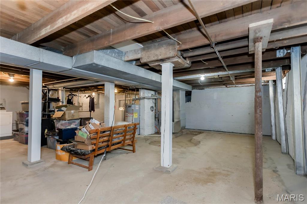 911 Highland Street Property Photo 37