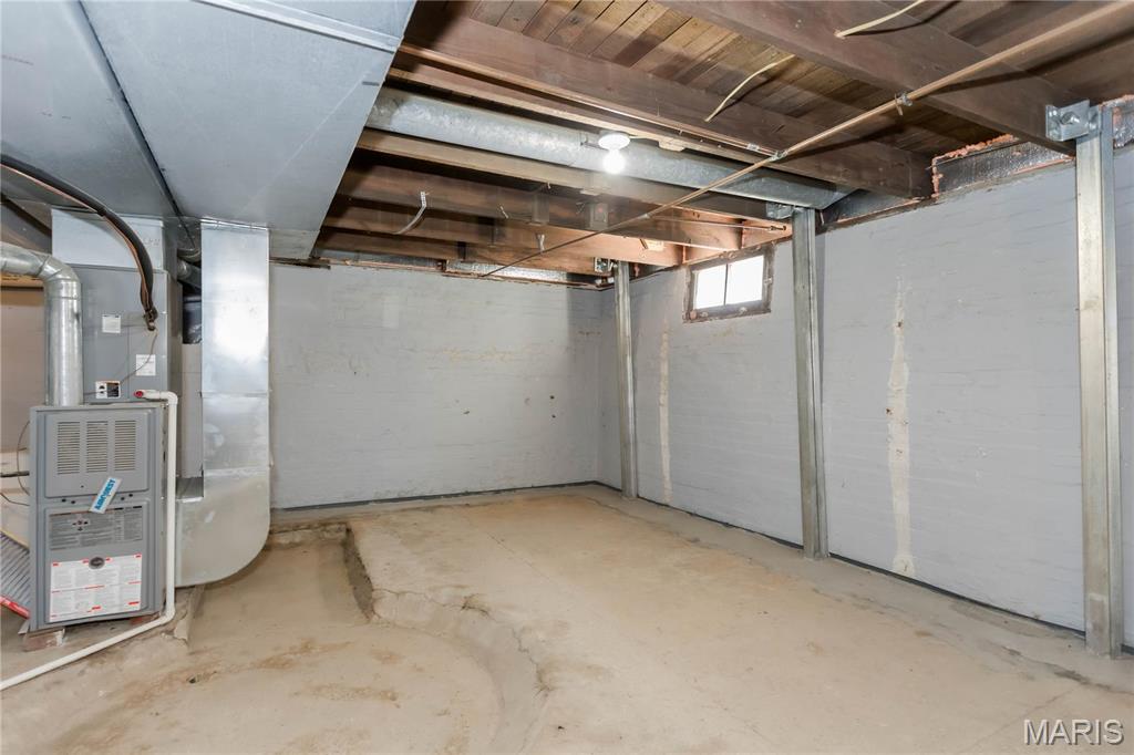911 Highland Street Property Photo 38