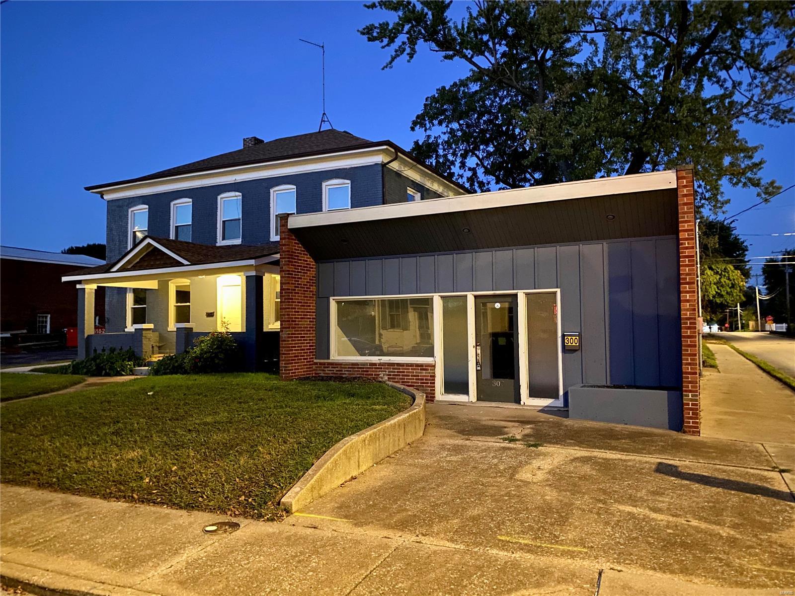302 N High Property Photo