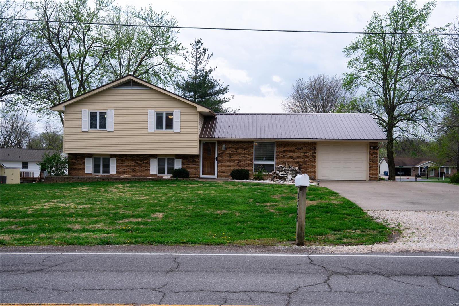 3304 State Highway Ff Property Photo