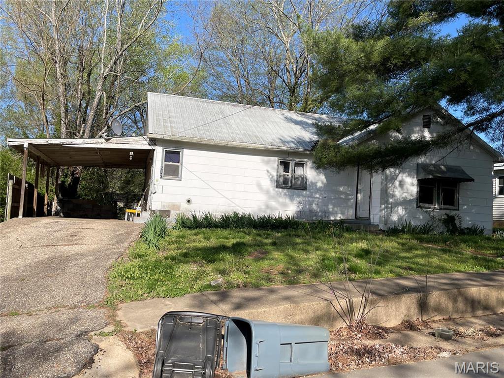 617 N 3rd Street Property Photo 1