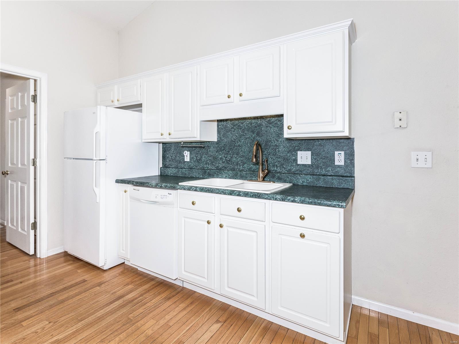 38 Kingston Road Property Photo 26