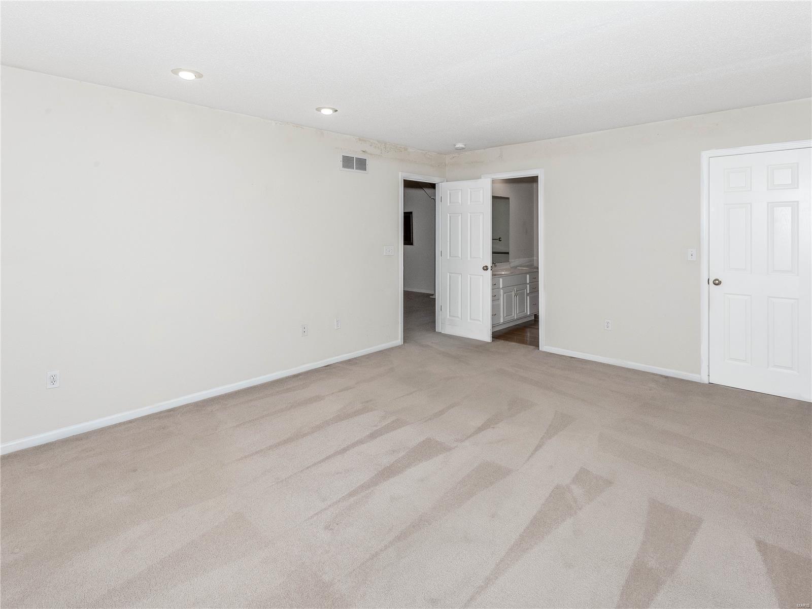 38 Kingston Road Property Photo 32