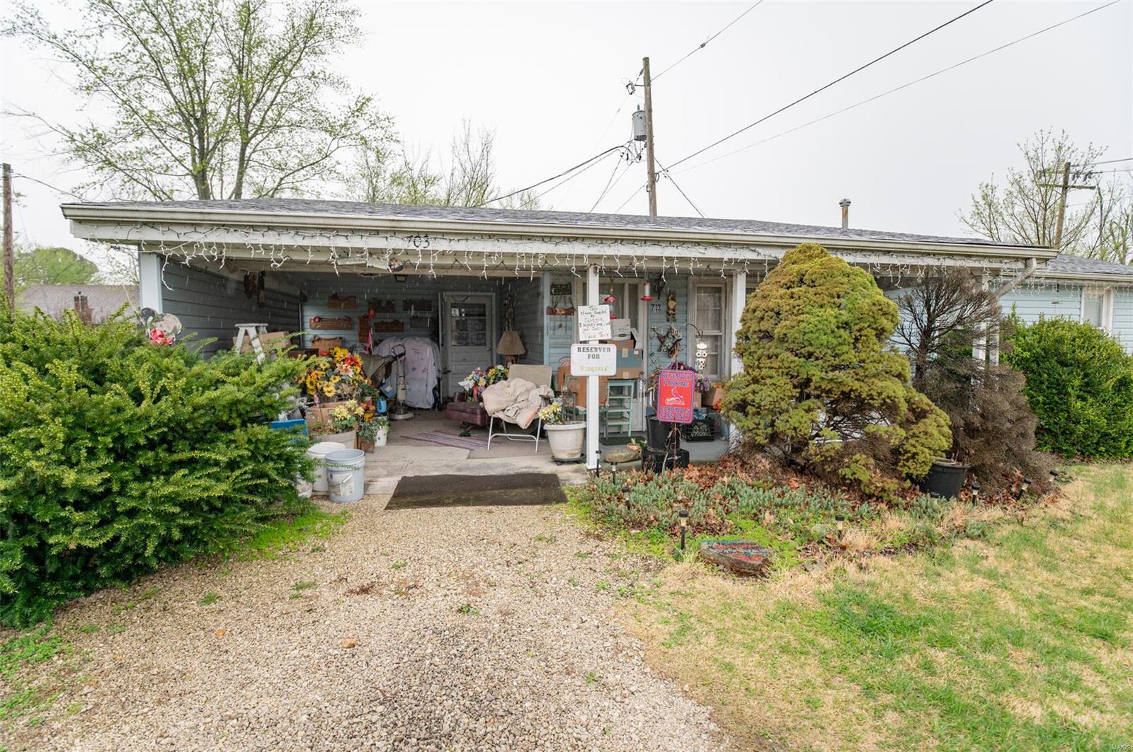 703 W Parkview Drive Property Photo