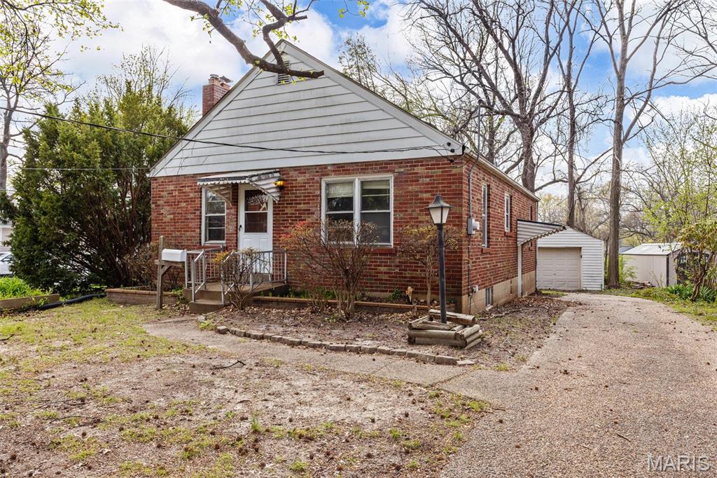 805 N Elizabeth Avenue Property Photo 1