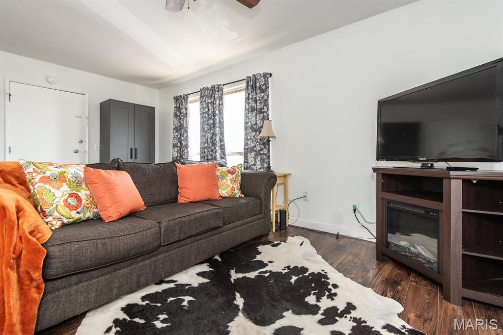 4141 Gallatin Lane C Property Photo 4